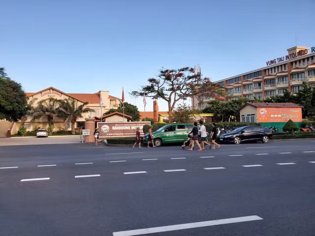 Hiện trạng 28 ha đất vàng ven biển Vũng Tàu bị 'xài chùa' suốt 27 năm - Hình 14 Hien trang 28 ha dat vang ven bien Vung Tau bi 'xai chua' suot 27 nam-Hinh-14