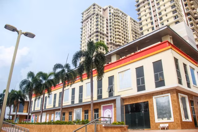 Chung cu The Era Town bi phat mai 27 can ho: Phai can than nhung rui ro phap ly-Hinh-2