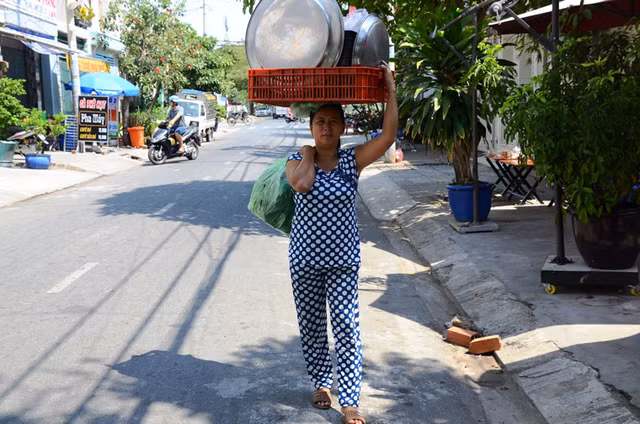 Ngày 8/3 của những “thân cò” mưu sinh trên phố Sài Gòn Ngay 8/3 cua nhung “than co” muu sinh tren pho Sai Gon
