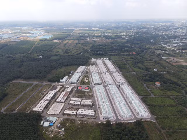 Vụ xây 'lụi' hàng trăm căn nhà ở dự án Viva Park: Phạt Công ty LDG 540 triệu đồng, truy thu gần 6 tỷ đồng Vu xay 'lui' hang tram can nha o du an Viva Park: Phat Cong ty LDG 540 trieu dong, truy thu gan 6 ty dong