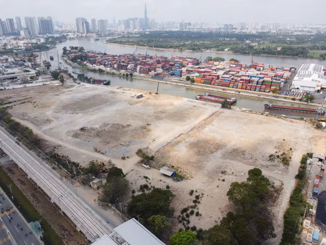 Cận cảnh khu đất nhà máy gây ô nhiễm nặng của Xi măng Hà Tiên 1 sẽ thành khu đô thị - Hình 3 Can canh khu dat nha may gay o nhiem nang cua Xi mang Ha Tien 1 se thanh khu do thi-Hinh-3