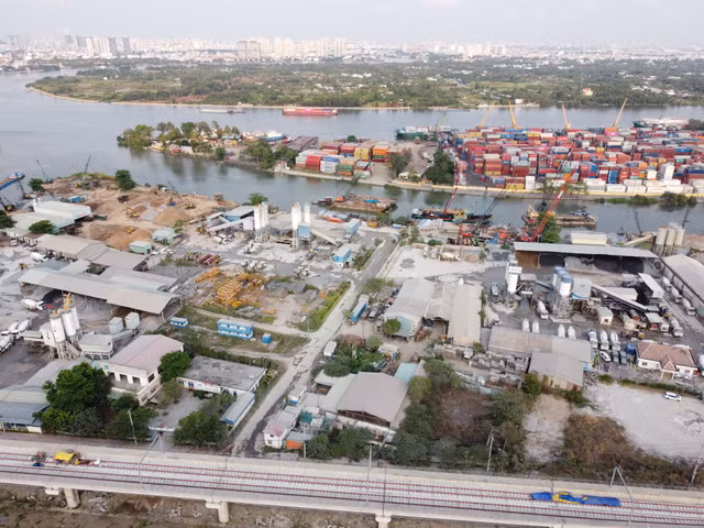 Cận cảnh khu đất nhà máy gây ô nhiễm nặng của Xi măng Hà Tiên 1 sẽ thành khu đô thị - Hình 4 Can canh khu dat nha may gay o nhiem nang cua Xi mang Ha Tien 1 se thanh khu do thi-Hinh-4
