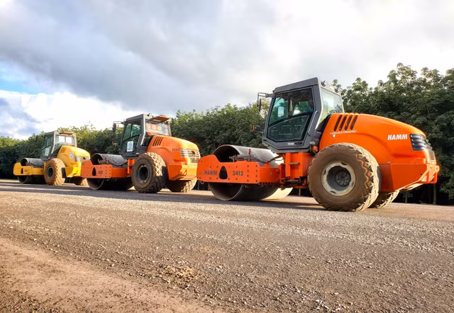 Cận cảnh cao tốc Dầu Giây - Phan Thiết trước thời hạn thông xe kỹ thuật - Hình 3 Can canh cao toc Dau Giay - Phan Thiet truoc thoi han thong xe ky thuat-Hinh-3
