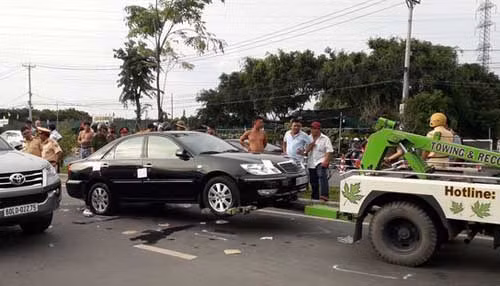 Nhóm giang hồ bao vây xe công an ở Đồng Nai: Bắt kẻ chủ mưu - Hình 2 Nhom giang ho bao vay xe cong an o Dong Nai: Bat ke chu muu-Hinh-2