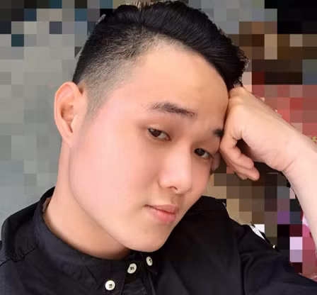 Tú ông môi giới Á hậu, MC bán dâm nghìn đô hầu tòa Tu ong moi gioi A hau, MC ban dam nghin do hau toa