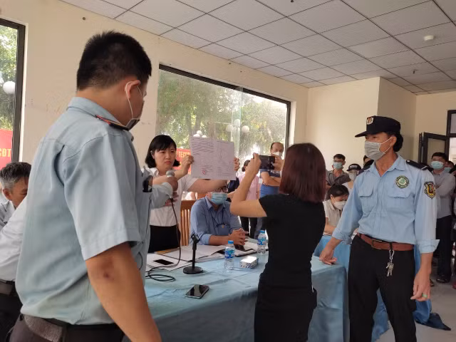 Chủ đầu tư xây dựng sai phép khiến 1.600 căn hộ Tecco Tower Bình Tân chưa có sổ hồng Chu dau tu xay dung sai phep khien 1.600 can ho Tecco Tower Binh Tan chua co so hong