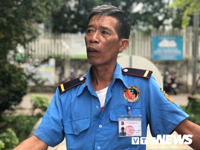 Camera an ninh ghi lại PGĐ Sở Nông nghiệp Hà Nội nhảy từ tầng thượng chung cư Vinaconex xuống đất Camera an ninh ghi lai PGD So Nong nghiep Ha Noi nhay tu tang thuong chung cu Vinaconex xuong dat