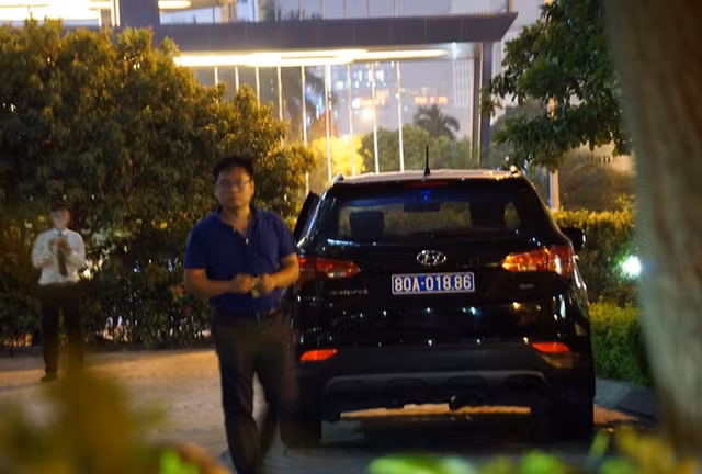 Khoi to Tong giam doc va 4 lanh dao Mobifone lien quan vu mua AVG