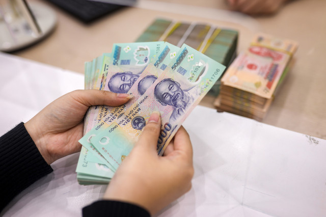Những ngân hàng nào đang giảm mạnh lãi suất cho vay? Nhung ngan hang nao dang giam manh lai suat cho vay?