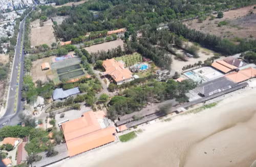 Lien doanh Vung Tau Paradise bi phong toa tai khoan vi no hon 800 ti dong