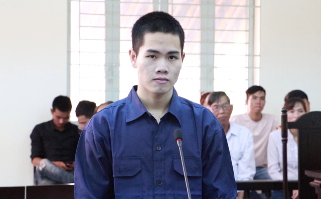 Sống chung với bạn gái 15 tuổi, nam thanh niên lãnh án tù Song chung voi ban gai 15 tuoi, nam thanh nien lanh an tu