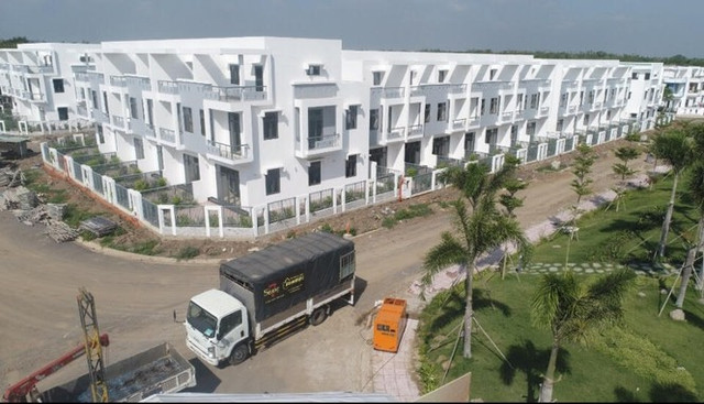 Xử phạt trên 6 tỷ đồng đối với chủ đầu tư xây dựng 488 căn nhà khi chưa có phép Xu phat tren 6 ty dong doi voi chu dau tu xay dung 488 can nha khi chua co phep