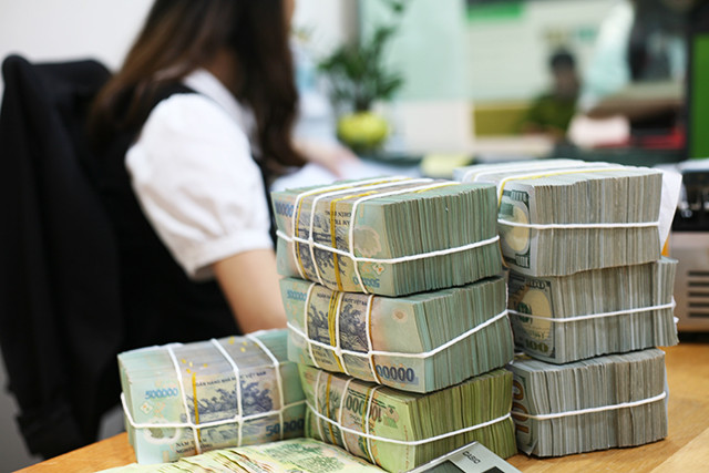 Vietcombank, VietinBank, ACB, MB bị hạ triển vọng tín nhiệm do tác động của COVID-19 Vietcombank, VietinBank, ACB, MB bi ha trien vong tin nhiem do tac dong cua COVID-19
