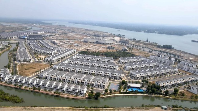Lập tổ công tác gỡ khó cho hai dự án của Novaland Lap to cong tac go kho cho hai du an cua Novaland