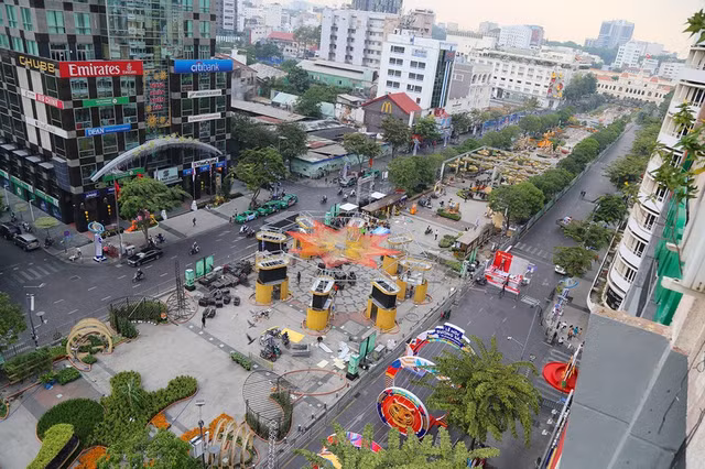 Can canh Duong hoa Nguyen Hue 2022 truoc ngay khai mac