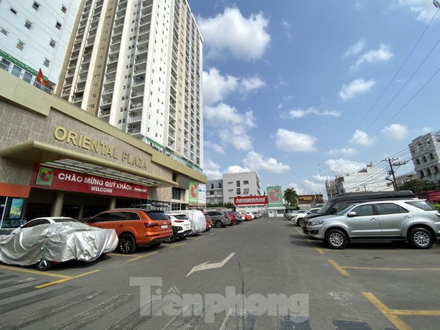 43 căn hộ chung cư xây 'chui' ở TP HCM vì sao chưa phá dỡ? 43 can ho chung cu xay 'chui' o TP HCM vi sao chua pha do?