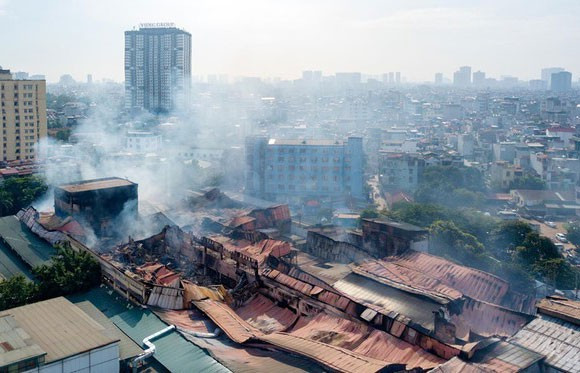 Công ty Rạng Đông có gian dối vụ phát tán thủy ngân ra môi trường? Cong ty Rang Dong co gian doi vu phat tan thuy ngan ra moi truong?