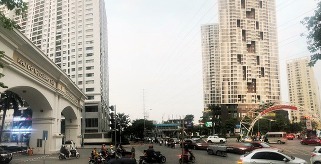 Cận cảnh cao ốc 'nhấn chìm' con đường BT Hà Nội - Hình 11 Can canh cao oc 'nhan chim' con duong BT Ha Noi-Hinh-11