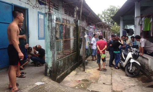 Cả xóm trọ ở KP Nội Hóa 2 những ngày qua vô cùng bức xúc trước hành động dã man của vợ chồng tên Minh và Trang. Cả xóm trọ ở KP Nội Hóa 2 những ngày qua vô cùng bức xúc trước hành động dã man của vợ chồng tên Minh và Trang.