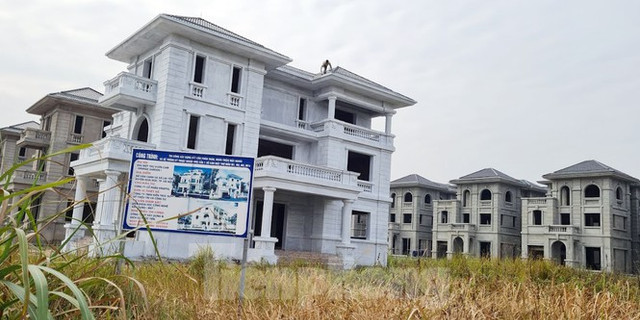 'Thổi giá' đất nền vùng ven, nhà đầu tư cẩn trọng khi xuống tiền - Hình 2 'Thoi gia' dat nen vung ven, nha dau tu can trong khi xuong tien-Hinh-2