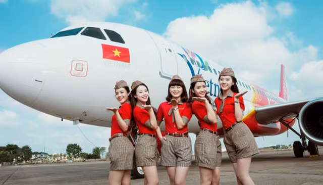 Hang hang khong nao co chuyen bay bi delay nhieu nhat trong thang 5?