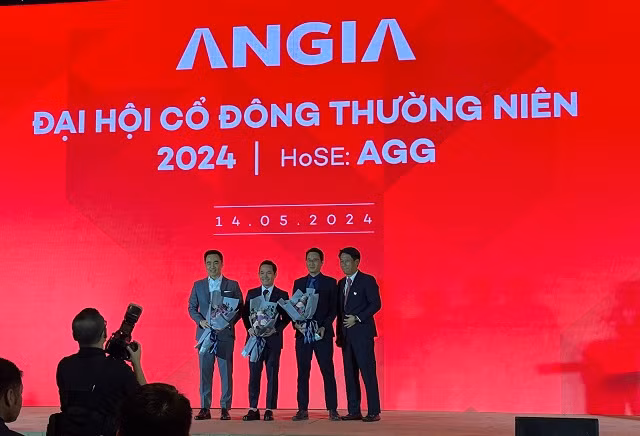 Truong Giang se ban von AGG cho co dong chien luoc, doi tac Nhat van chua rot tien