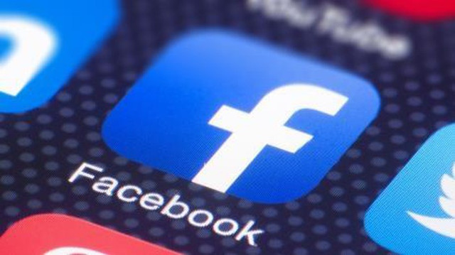 Nam thanh niên bị phạt 7,5 triệu vì xúc phạm công an trên Facebook Nam thanh nien bi phat 7,5 trieu vi xuc pham cong an tren Facebook