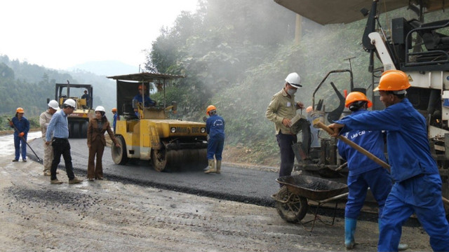 Minh Đức - nhà thầu 'thân quen' tại các gói thầu ở Lào Cai - Hình 3 Minh Duc - nha thau 'than quen' tai cac goi thau o Lao Cai-Hinh-3