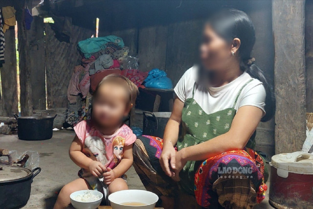 Xơ xác vì tảo hôn: Mới 35 tuổi lên chức ông nội, mẹ trẻ sinh 7 đứa con - Hình 6 Xo xac vi tao hon: Moi 35 tuoi len chuc ong noi, me tre sinh 7 dua con-Hinh-6