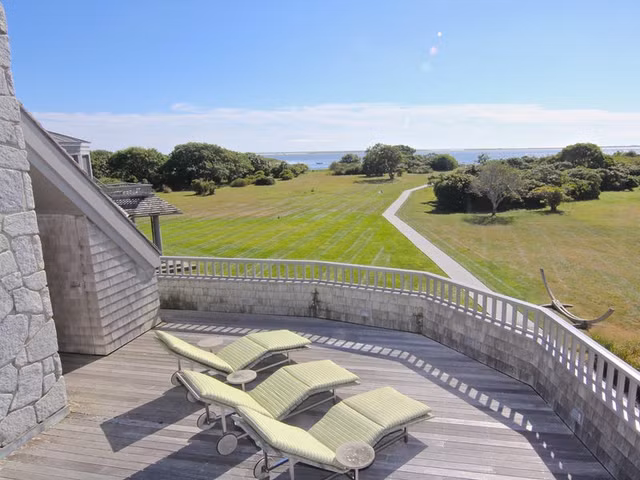 Can canh biet thu sieu sang 12 trieu USD cua cuu Tong thong My Barack Obama-Hinh-12