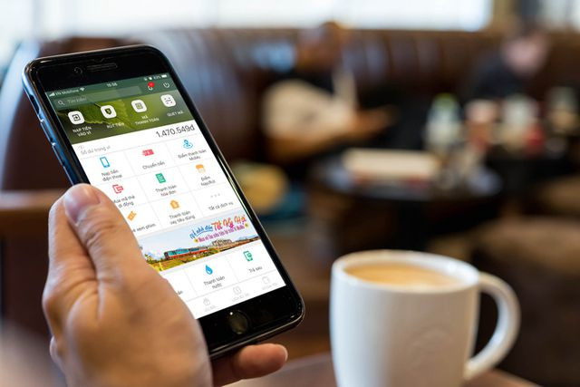 Vay 8 triệu trả 200 triệu còn nợ 100 triệu, cô gái 24 tuổi uống thuốc độc tự tử Vay 8 trieu tra 200 trieu con no 100 trieu, co gai 24 tuoi uong thuoc doc tu tu