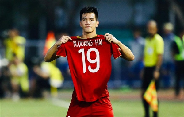 Trong tai Habib cho U22 Viet Nam da lai phat den dung hay sai?-Hinh-2