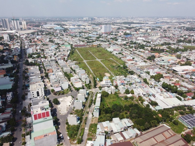 Bình Dương: Xử phạt hàng loạt dự án sai phạm, huy động vốn trái phép - Hình 2 Binh Duong: Xu phat hang loat du an sai pham, huy dong von trai phep-Hinh-2
