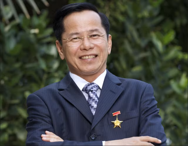 Doanh nhan Le Van Kiem: Phung su dat nuoc la mot phan cua cuoc doi minh