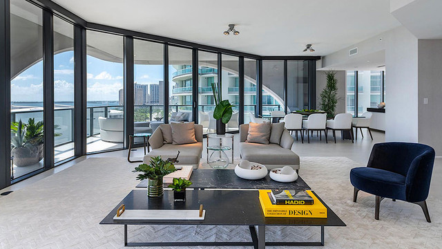 Bên trong căn penthouse xa hoa của vợ chồng danh thủ David Beckham - Hình 4 Ben trong can penthouse xa hoa cua vo chong danh thu David Beckham-Hinh-4