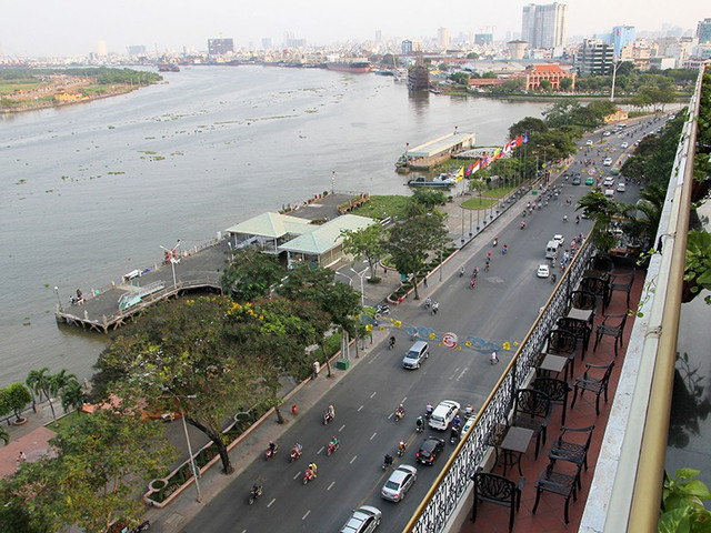 Sẽ đốn hạ 146 cây xanh để chỉnh trang công viên bến Bạch Đằng Se don ha 146 cay xanh de chinh trang cong vien ben Bach Dang