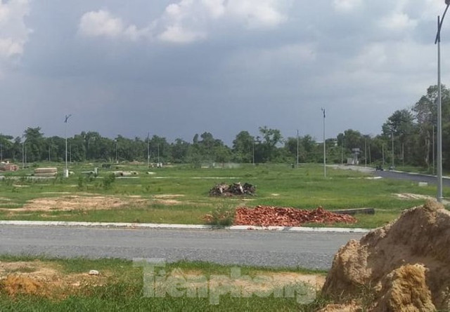 Bình Dương nở rộ hàng loạt công trình 'khủng' xây dựng không phép Binh Duong no ro hang loat cong trinh 'khung' xay dung khong phep