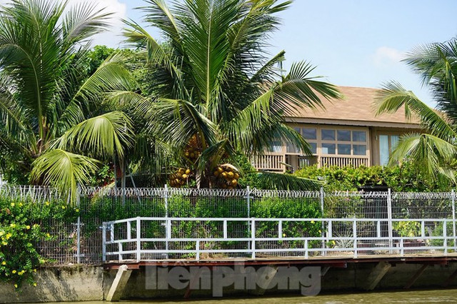 Bình Dương nở rộ hàng loạt công trình 'khủng' xây dựng không phép - Hình 3 Binh Duong no ro hang loat cong trinh 'khung' xay dung khong phep-Hinh-3