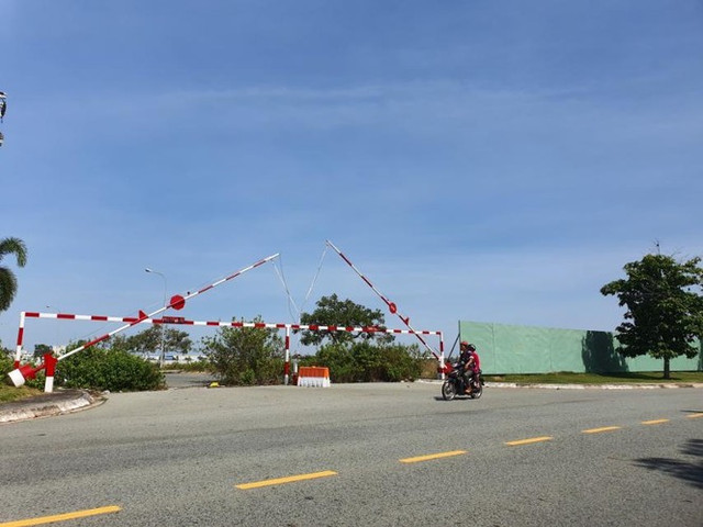 Lùm xùm tại dự án 'chết' 15 năm ở Bình Dương - Hình 4 Lum xum tai du an 'chet' 15 nam o Binh Duong-Hinh-4