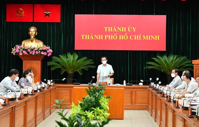 Bí thư Nguyễn Văn Nên: Có thể TP HCM phải xin thêm 2 tuần để kiểm soát dịch Bi thu Nguyen Van Nen: Co the TP HCM phai xin them 2 tuan de kiem soat dich