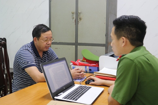 Giám đốc doanh nghiệp bị bắt cùng Chủ tịch thị xã Cửa Lò là ai? - Hình 2 Giam doc doanh nghiep bi bat cung Chu tich thi xa Cua Lo la ai?-Hinh-2