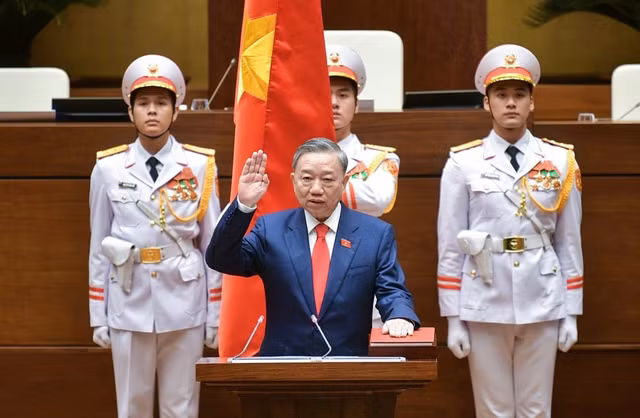 Quá trình công tác của tân Chủ tịch nước Tô Lâm - Hình 2 Qua trinh cong tac cua tan Chu tich nuoc To Lam-Hinh-2