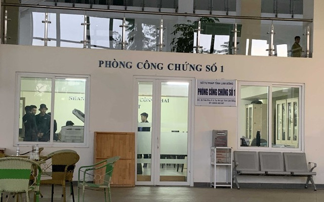 Lừa đảo hàng trăm tỷ đồng, vợ Giám đốc Sở Tư pháp Lâm Đồng bị bắt Lua dao hang tram ty dong, vo Giam doc So Tu phap Lam Dong bi bat