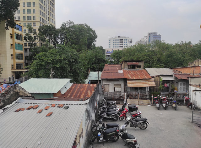 Cận cảnh khu 'đất vàng' hơn 6.000 m2 rơi vào tay tư nhân ở TPHCM - Hình 9 Can canh khu 'dat vang' hon 6.000 m2 roi vao tay tu nhan o TPHCM-Hinh-9