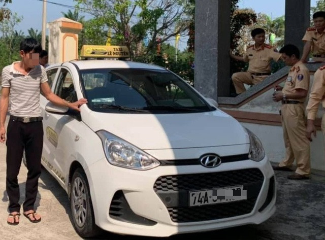 Mức phạt kỷ lục hơn 110 triệu đồng cho 3 tài xế 'ma men' Muc phat ky luc hon 110 trieu dong cho 3 tai xe 'ma men'