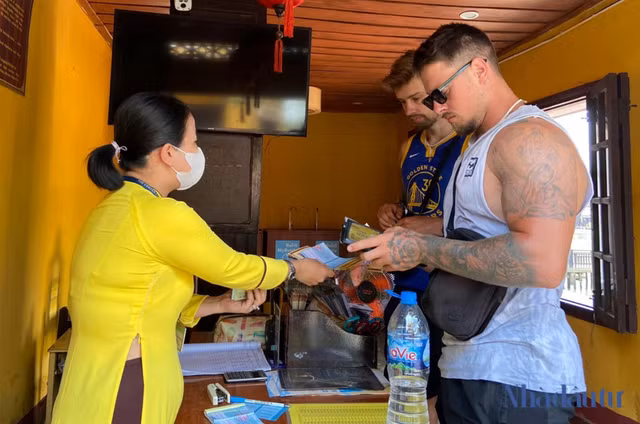 Chu tich TP Hoi An: Khong ban ve thi lay tien dau de dau tu di san-Hinh-7