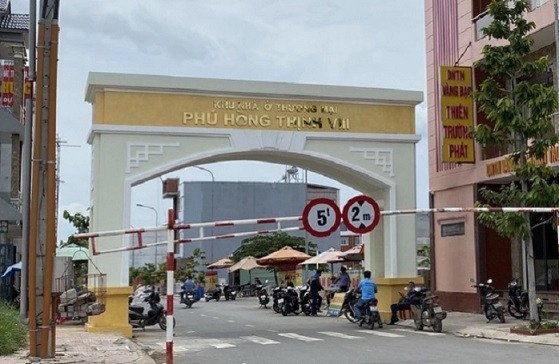 Đề nghị rà soát nguồn gốc tại 12 dự án của 'đại gia' bất động sản ở Bình Dương De nghi ra soat nguon goc tai 12 du an cua 'dai gia' bat dong san o Binh Duong