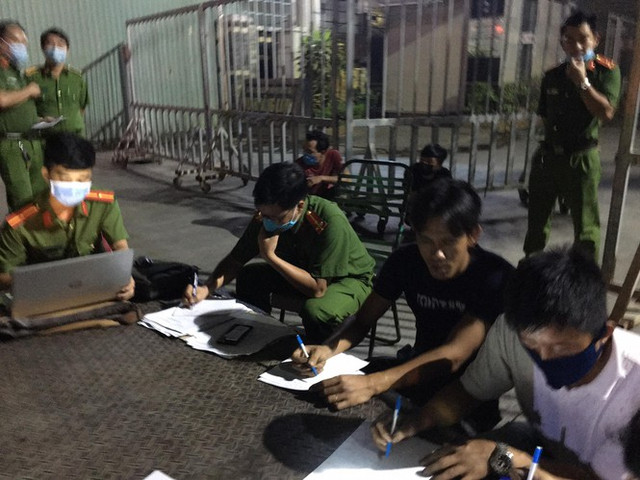 Bắt đoàn xe 'vua' ở Đồng Nai: Sếp một doanh nghiệp là con Phó giám đốc Công an tỉnh? - Hình 2 Bat doan xe 'vua' o Dong Nai: Sep mot doanh nghiep la con Pho giam doc Cong an tinh?-Hinh-2