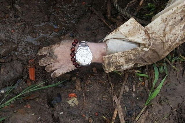 Rợn người tin nhắn của nam thanh niên trước khi phát hiện chết dưới sông Sài Gòn - Hình 3 Ron nguoi tin nhan cua nam thanh nien truoc khi phat hien chet duoi song Sai Gon-Hinh-3