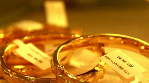 Giá vàng hôm nay 9/11: Giá vàng tụt dốc xuống thấp nhất 60 ngày qua - Hình 2 Gia vang hom nay 9/11: Gia vang tut doc xuong thap nhat 60 ngay qua-Hinh-2